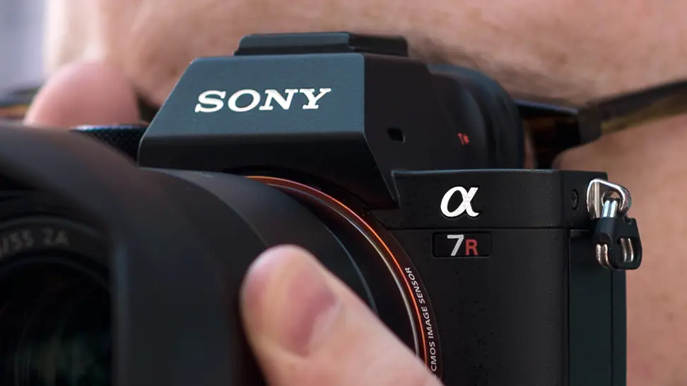 デジタルカメラ SONY A7R II Amazon.com : Sony a7R II Full-Frame Mirrorless Interchangeable