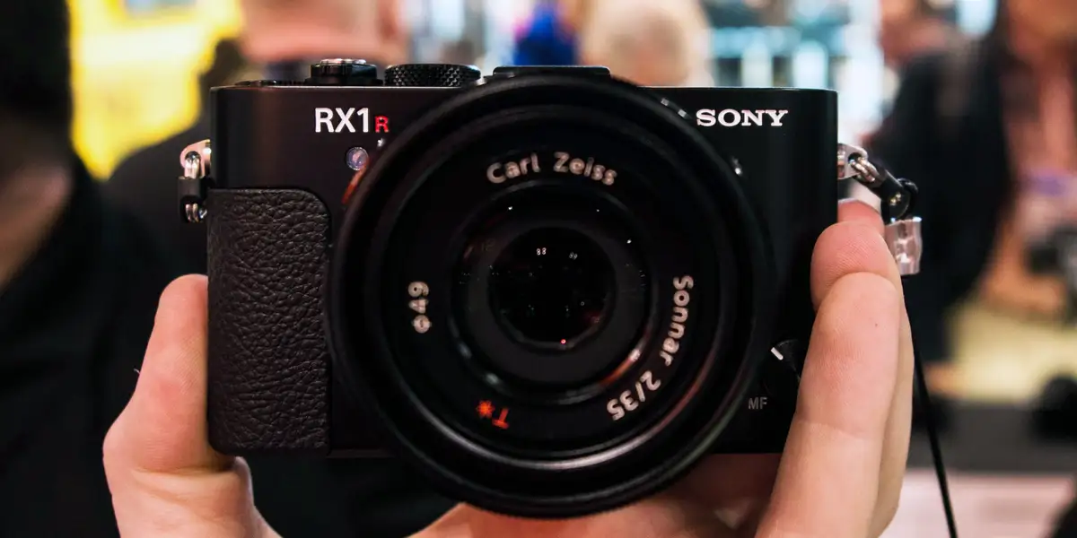 Sony RX1R II First Impressions Review - Reviewed