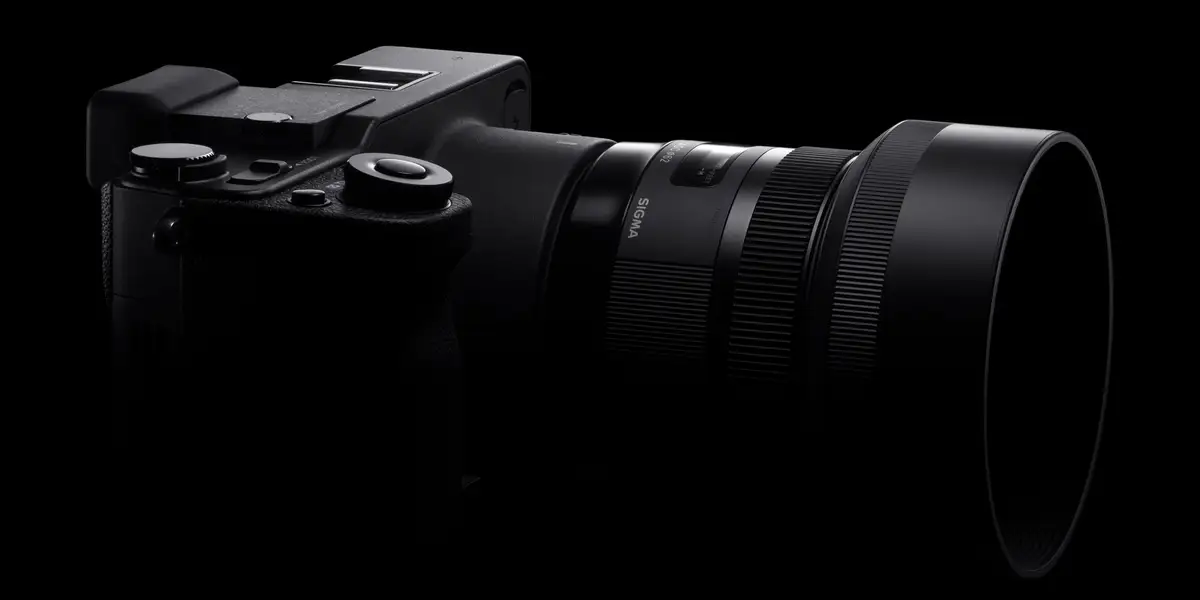 Sigma Keeps it Weird With Two New Quattro Cameras - Reviewed