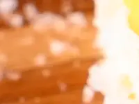How to clean a wood cutting board