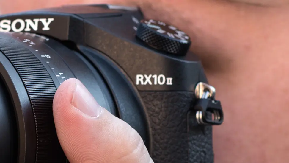 Sony Cyber-shot RX10 II Digital Camera Review (DSC-RX10M2) - Reviewed