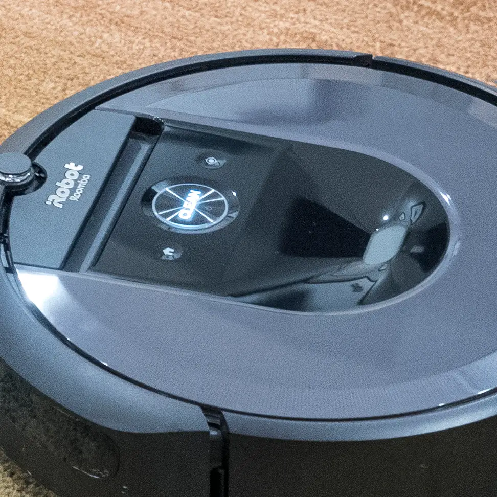 Hands-on review of the iRobot i7 - Reviewed