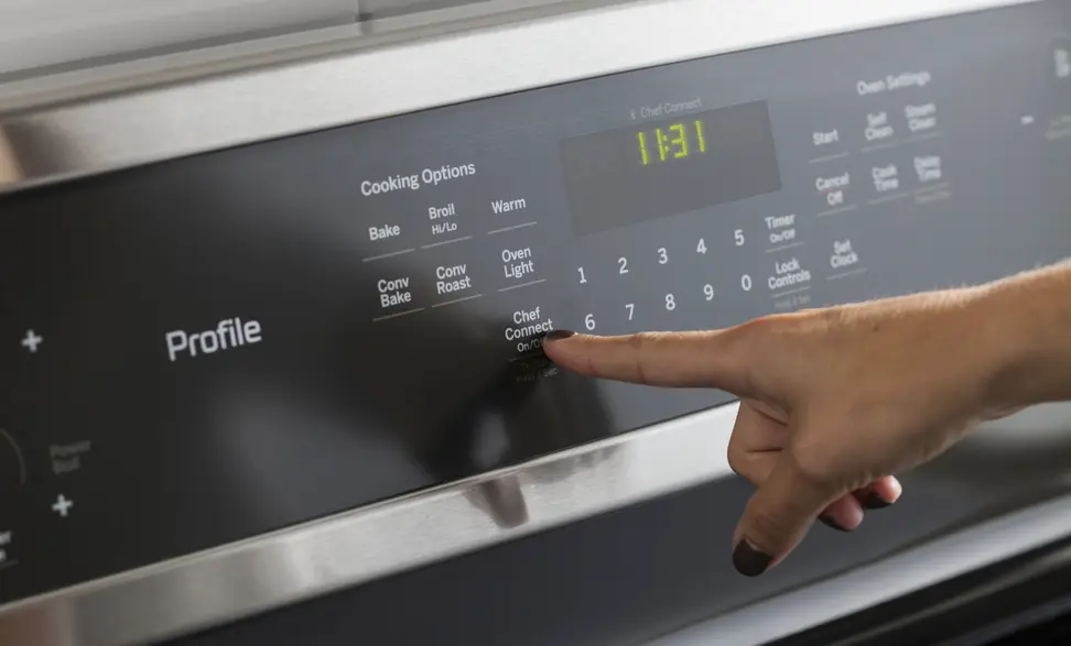 GE Chef Connect touch controls