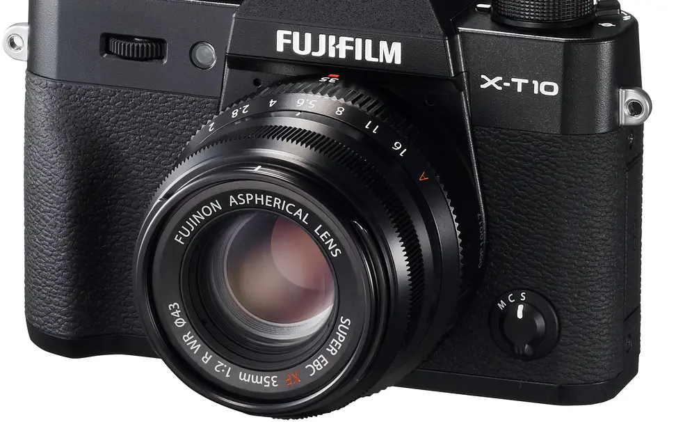 35mm f/2 Hero