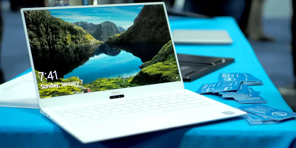 Thanks to the white and rose gold color scheme, the new Dell XPS 13 will definitely turn heads.