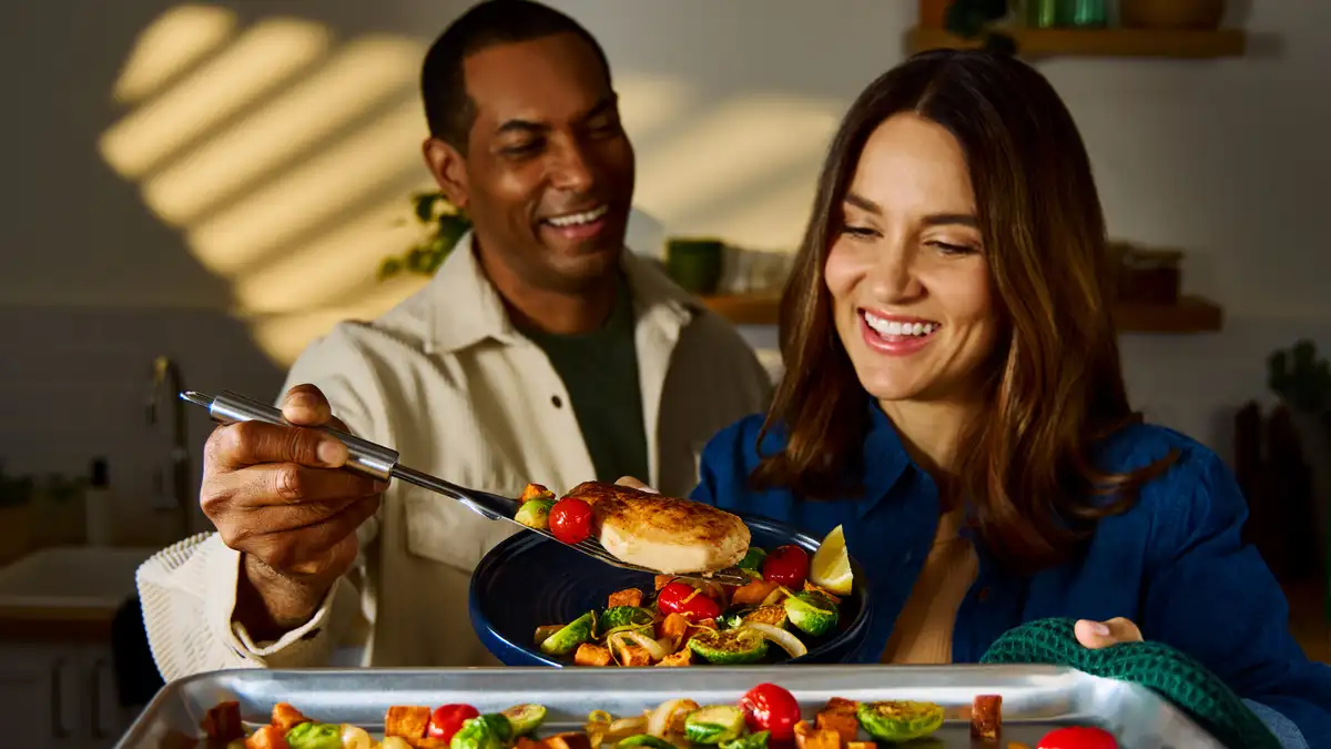 Exclusive HelloFresh promo code: 10 free meals and a free Caraway pan ...
