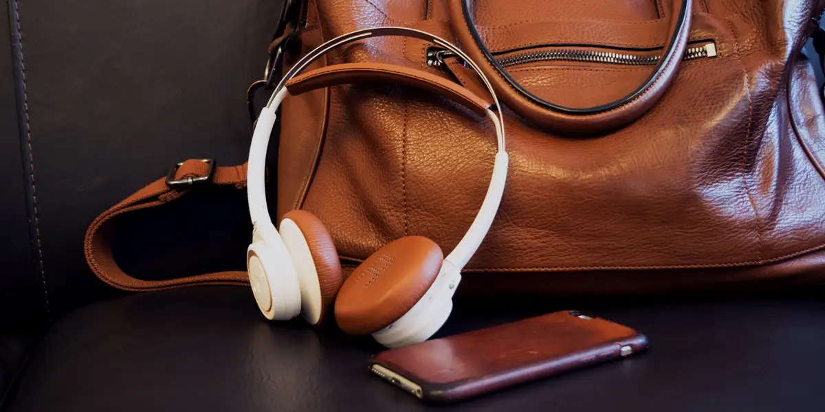 Plantronics Backbeat Sense Wireless On-Ear Headphones Review