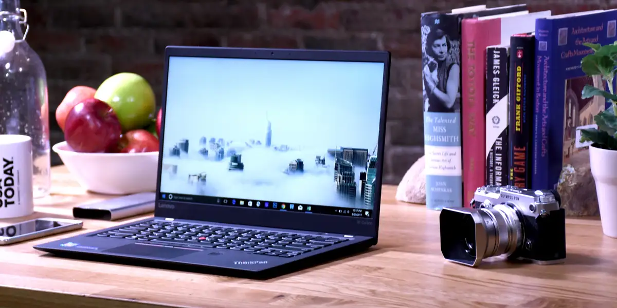 ThinkPad X1 Carbon i5 7200U 8G 256G シルバー Amazon.com: IBM