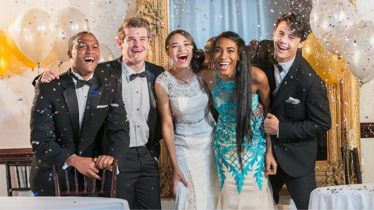 15 things that make prom so much better in 2018 - Reviewed