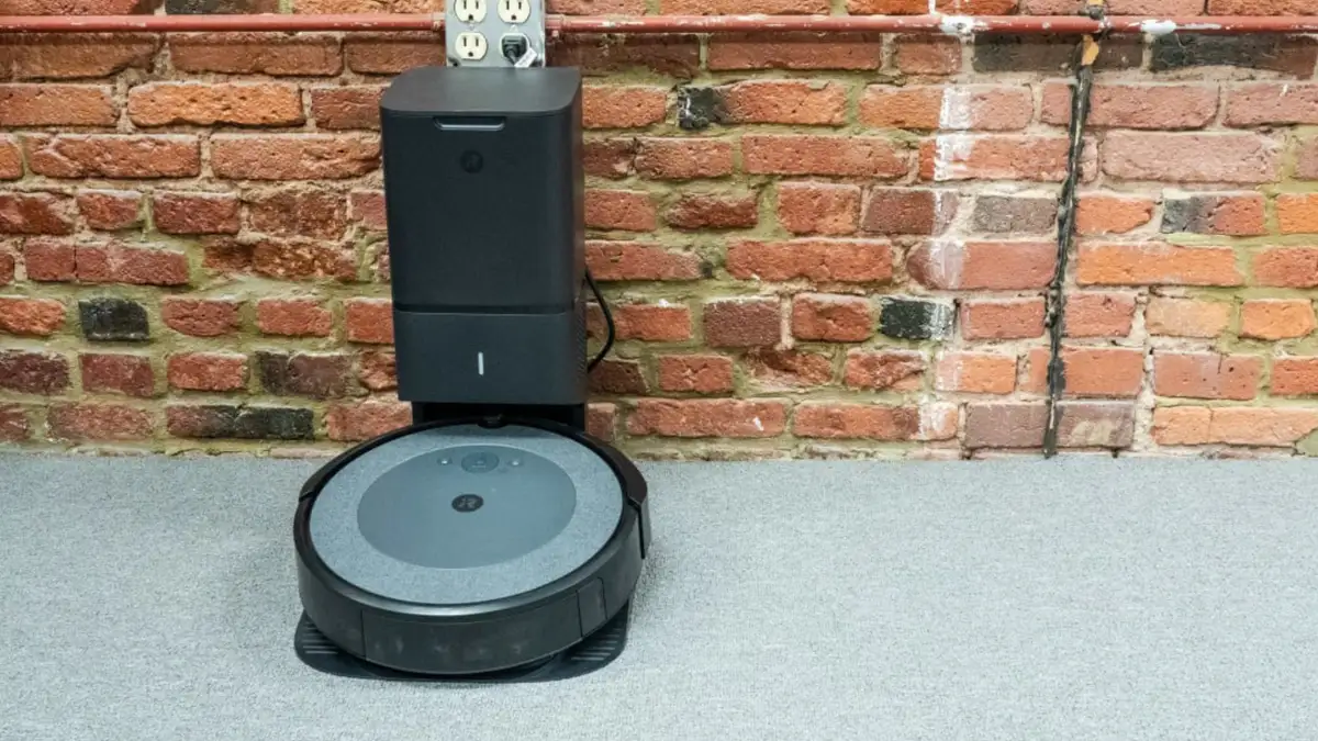 iRobot Roomba i3+Robot Vacuum Cleaner Review - Reviewed