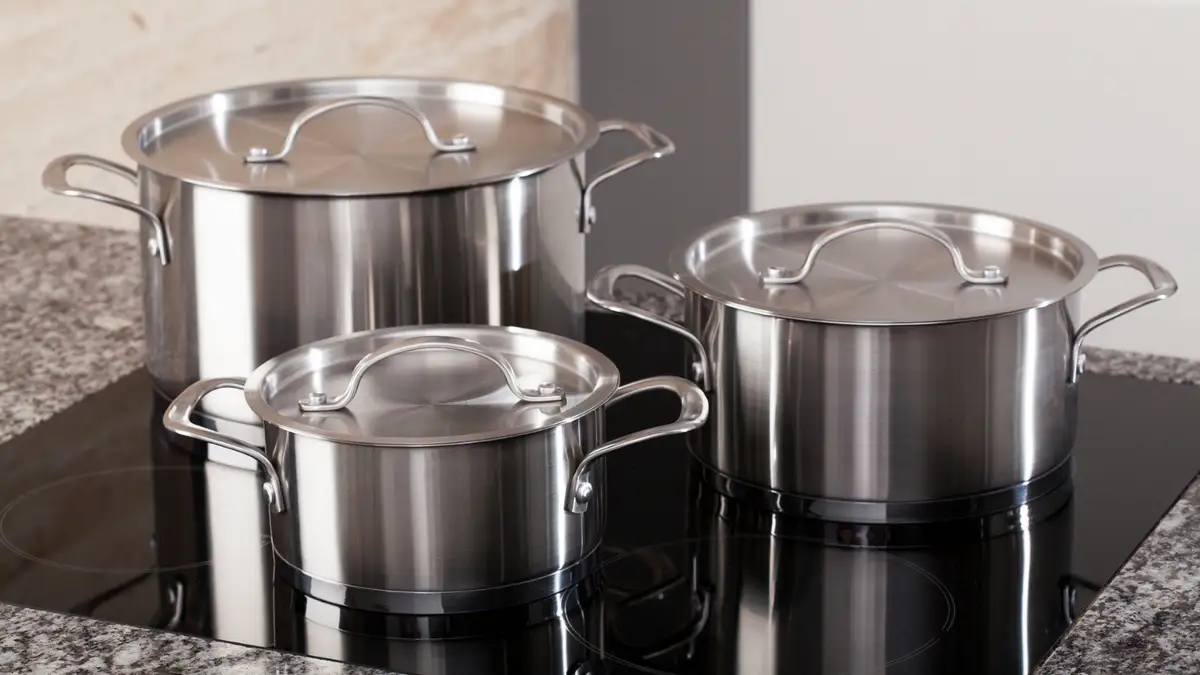 5 Great Induction Cookware Sets Available in Canada - Reviewed Canada