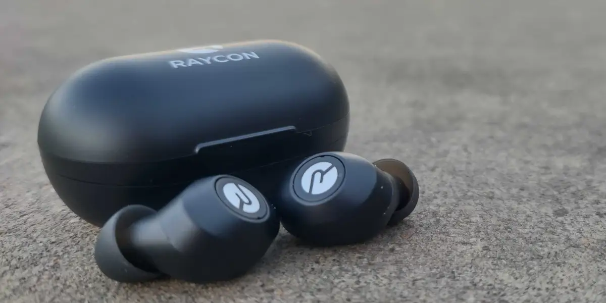 Raycon Everyday Earbuds review: average at best - Reviewed