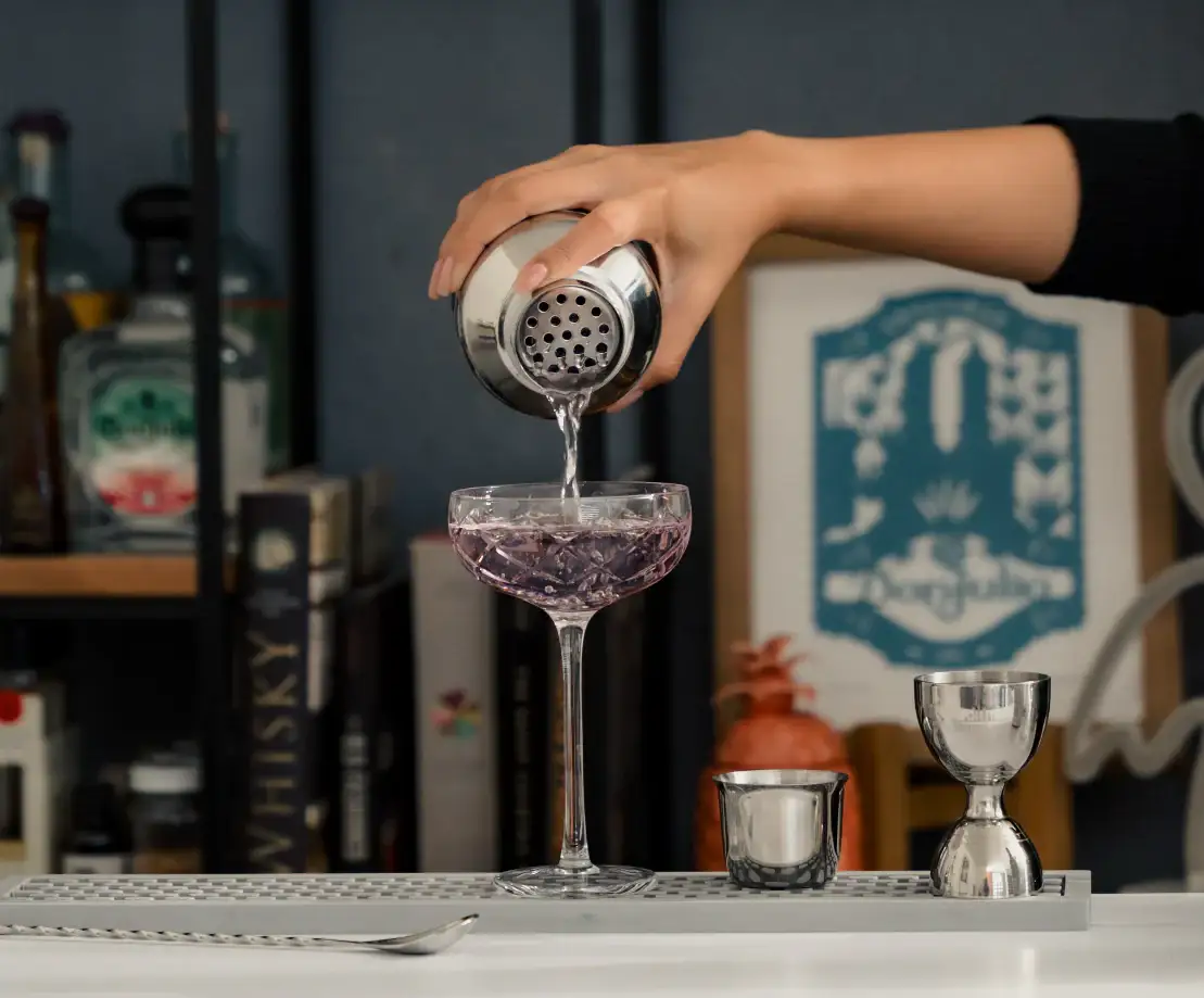 Best Cobbler Shaker for Your Home Bar