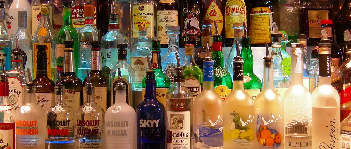 Which Booze Packs the Biggest Low-Cal Punch? - Reviewed