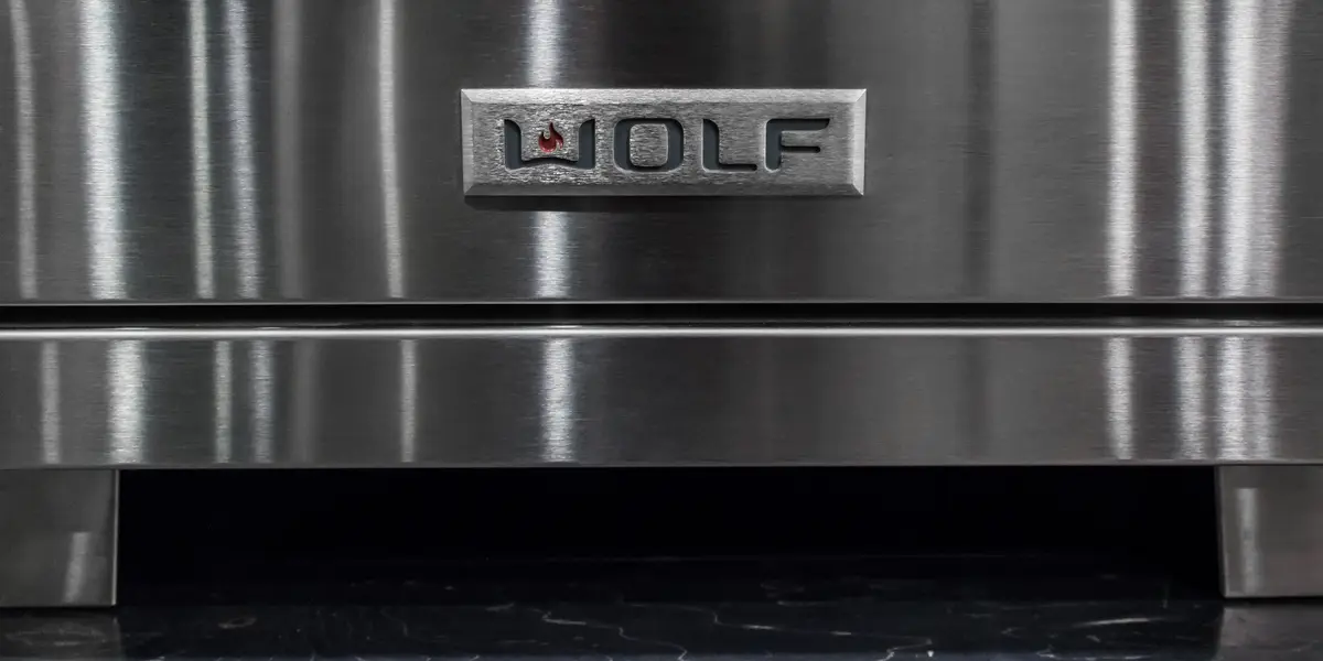 Wolf DF304 30-Inch Range Review - Reviewed