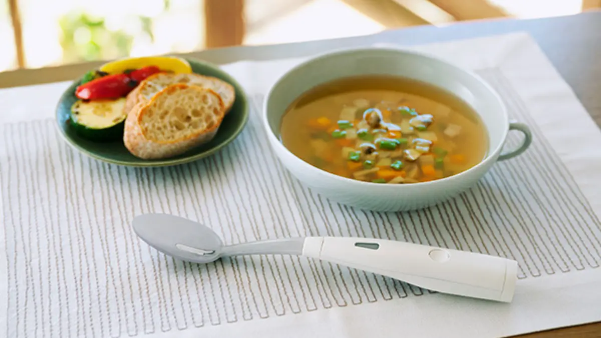 The Kirin Electric Spoon: Make food taste saltier without added