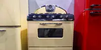 Northstar 36-inch freestanding retro range