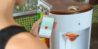 Somabar and its accompanying app in use