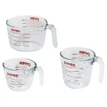 Product image of Pyrex 3 Piece Measuring Cup Set
