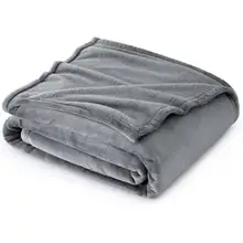 Product image of Bedsure fleece blanket