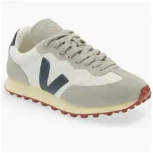 Product image of Veja Rio Branco Sneaker