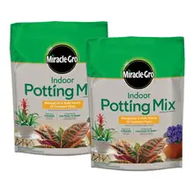 Product image of Miracle-Gro indoor potting soil