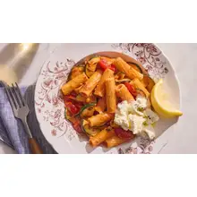 Product image of 15-minute spicy garlic and tomato pasta
