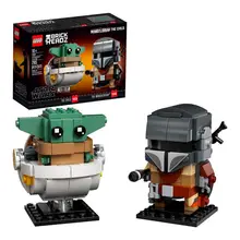Product image of Lego Mandalorian BrickHedz