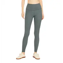Product image of Everlane The Perform Legging