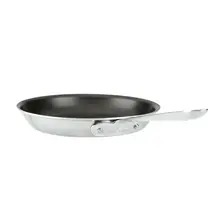 Product image of All-Clad D3 Stainless 3-ply Bonded Nonstick 9-inch Perfect Pan