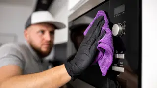 The 3 easiest ways to clean your microwave