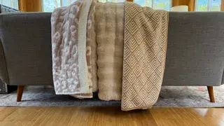 Our picks for the best throw blankets for comfort & warmth