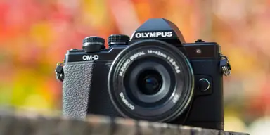 Olympus OM-D E-M10 Mark II Hero Image