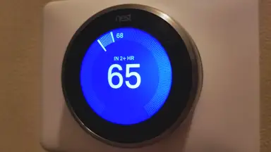 Nest Learning Thermostat display
