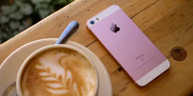 The Apple iPhone SE
