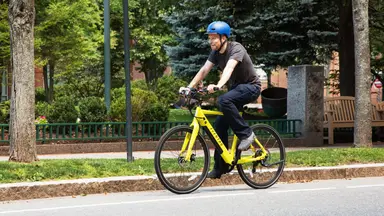 Man riding the aventon e-bike