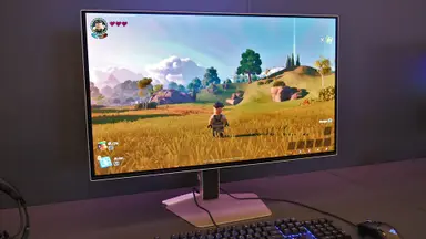 The Samsung Odyssey OLED G80SD on a desktop.