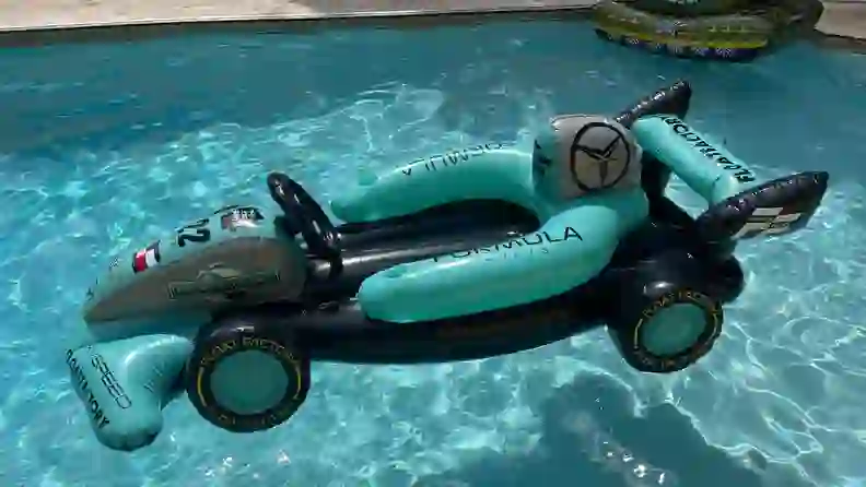 Float Factory pool float review: Interactive fun for all ages - Reviewed