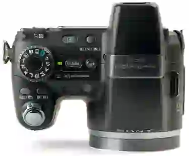 SONY Cyber-shot　DSC-H5 Sony Cybershot DSC-H5 7.2MP Digital Camera with 12x Optical IS