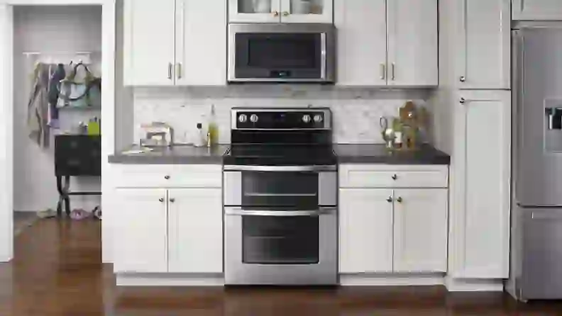 What is a kitchen range vs stove vs oven - Reviewed