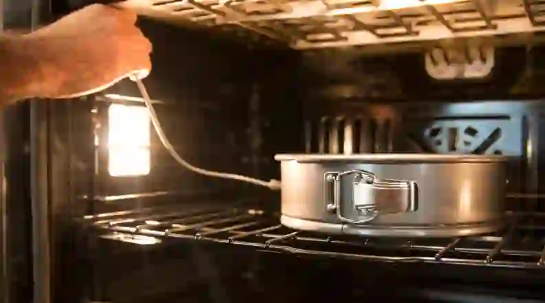Precision Bakeware—GE's new smart baking pan—will tell you when your ...
