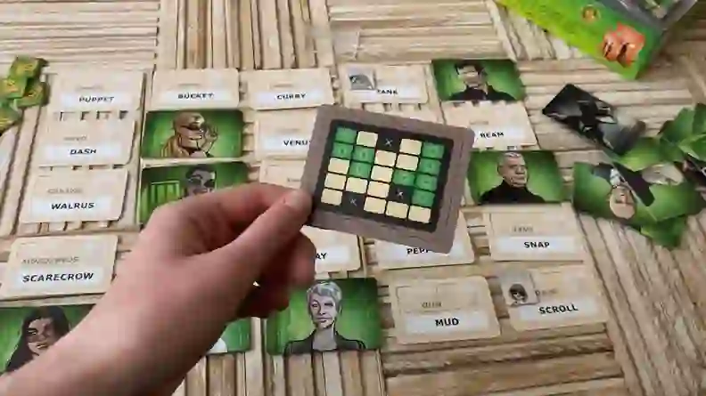 Codenames and Codenames Duet game review: why you should get them ...