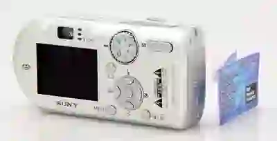 【SONY】ソニー Cyber shot サイバーショット DSC-P100 _ デジタルカメラ DSC-P100 | デジタルスチルカメラ Cyber-shot サイバーショット | ソニー
