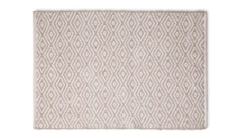 Diamond rug