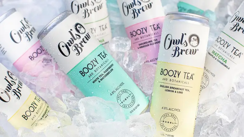 These alcoholic teas are perfect for girls' night!