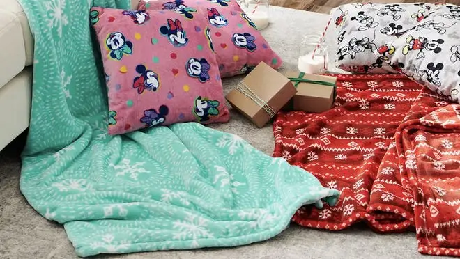 A plush throw blanket