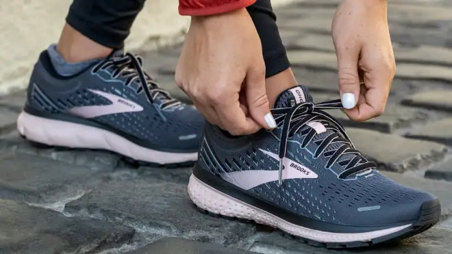 Brooks ghost running sneaker