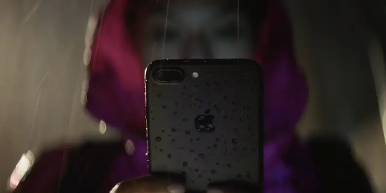 Apple iPhone 7 in the Rain