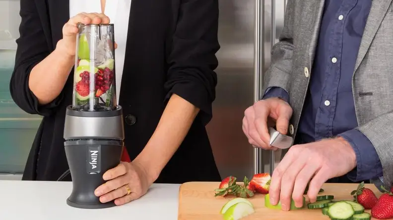 This compact blender aced all our tests thanks to its power and convenience.