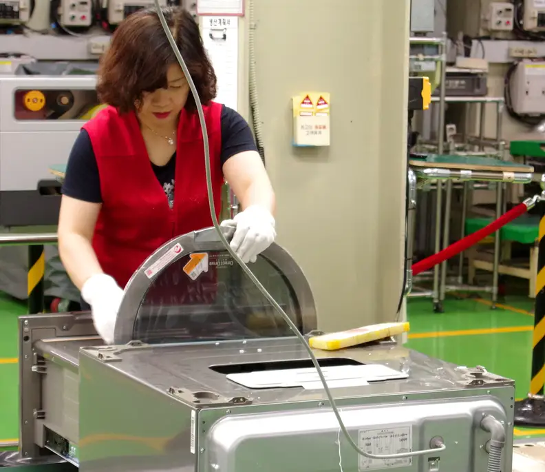 TwinWash Assembly Line
